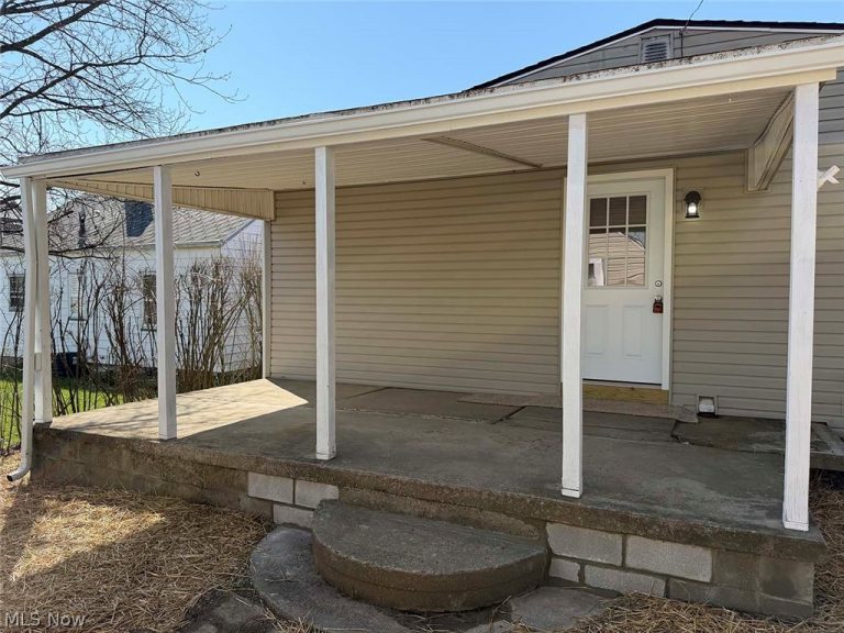 624 College Street, Alliance, OH - Photo 5