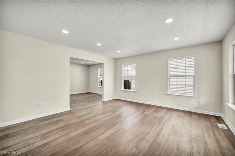 3512 46th Street, Cleveland, OH - Photo 6