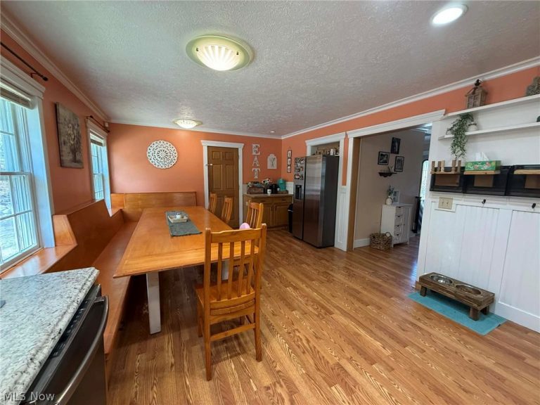 7170 Old Town Road, Mount Perry, OH - Photo 8