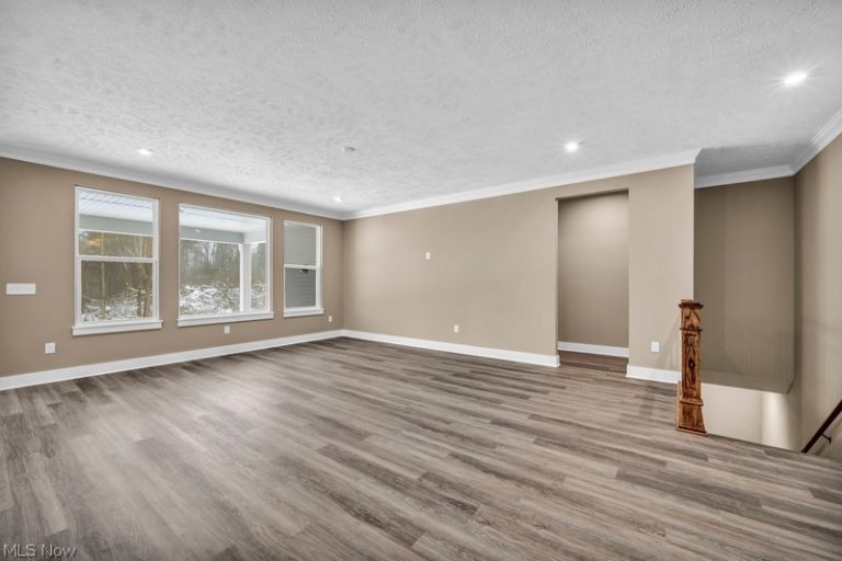 3320 White Willow Lane, Brunswick, OH - Photo 4