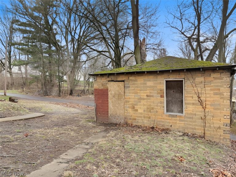 1525 14th Street, Canton, OH - Photo 6