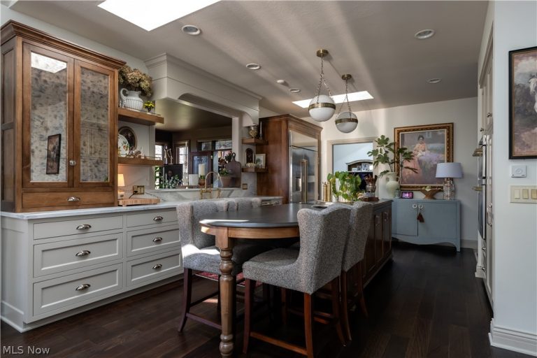 6182 Bertram Avenue, Canton, OH - Photo 4