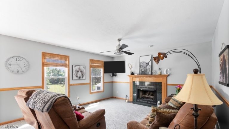 9825 Fox Knoll Drive, Orrville, OH - Photo 8