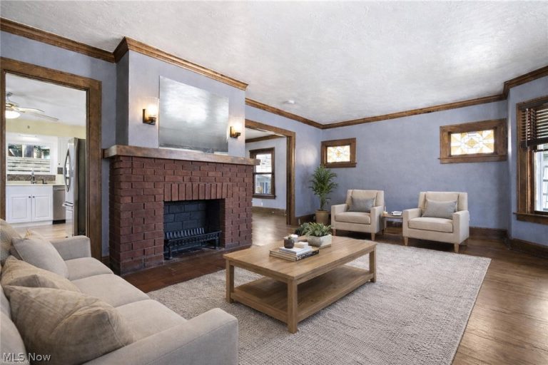 2084 Olive Avenue, Lakewood, OH - Photo 5