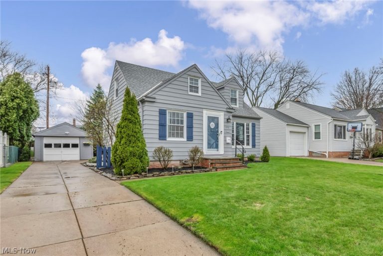 1236 Worton Boulevard, Mayfield Heights, OH - Photo 4
