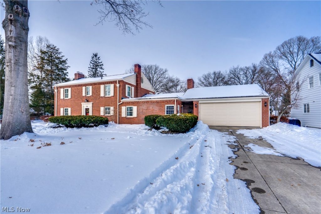 201 12th Street, Dover, OH