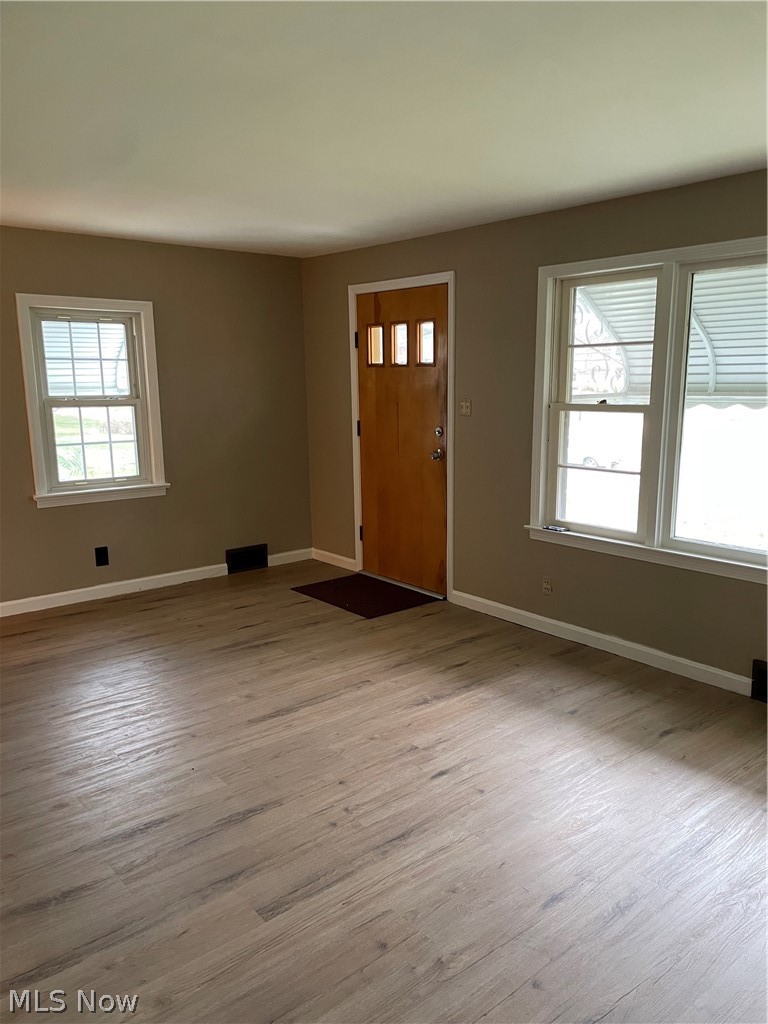 3025 Killian Road, Uniontown, OH - Photo 4