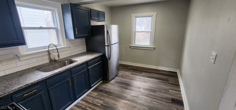 1514 Clermont Road, Cleveland, OH - Photo 5