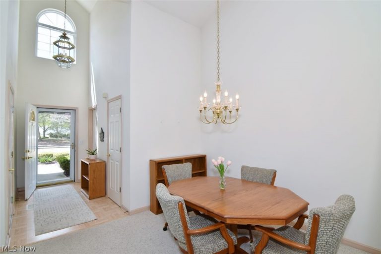 7281 Lilac Court #13B, North Olmsted, OH - Photo 8