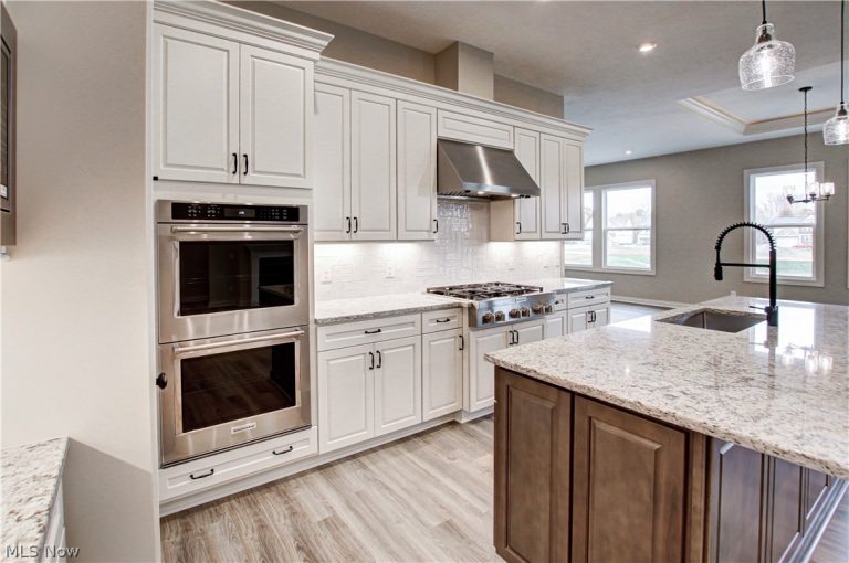 5843 Marcella Way, North Ridgeville, OH - Photo 5