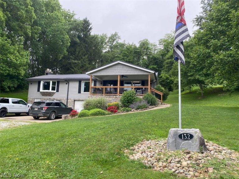 132 Valley Drive, Richmond, OH, 43944