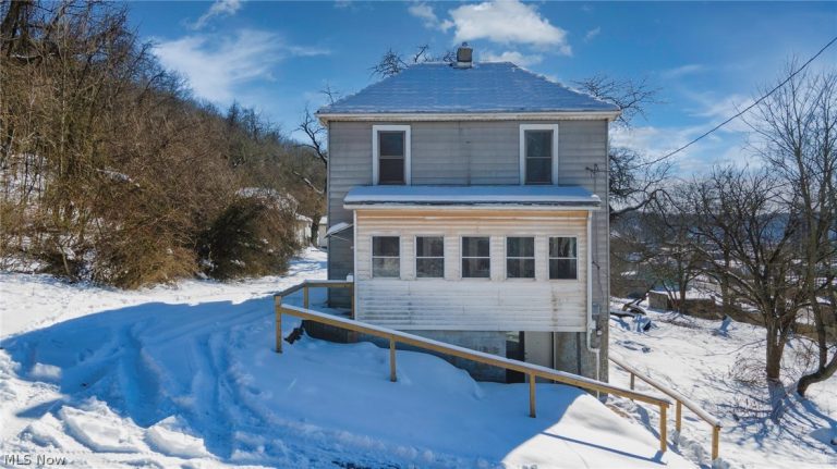 324 Loeb Street, Weirton, WV, 26062