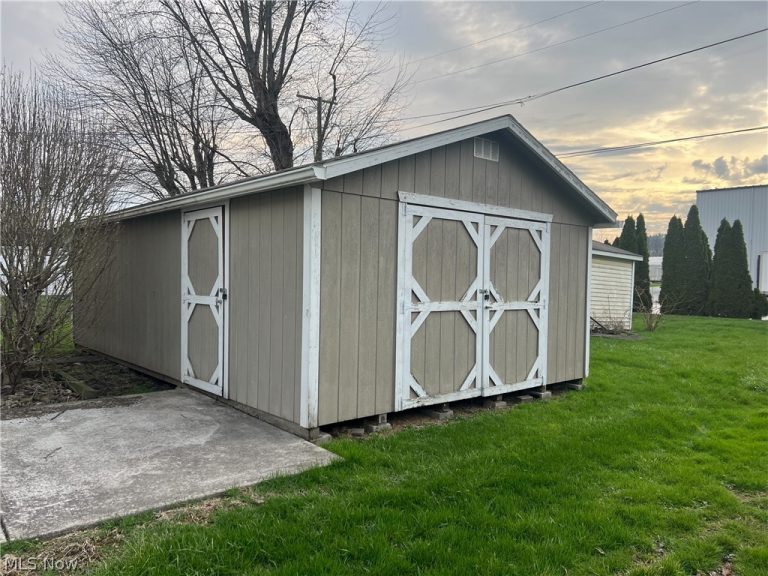 231 7th Street, Byesville, OH - Photo 3