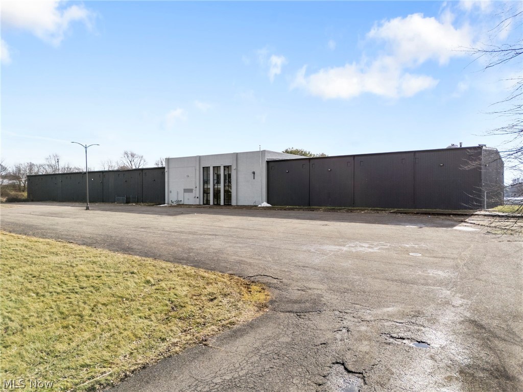 2600 25th Street, Canton, OH