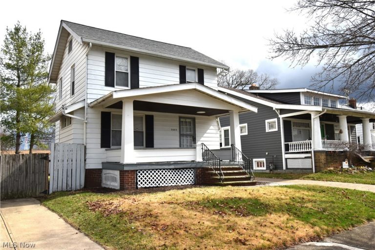 3885 135th Street, Cleveland, OH - Photo 2