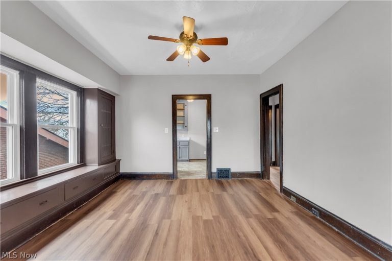 9002 Rosewood Avenue #2/UP, Cleveland, OH - Photo 8