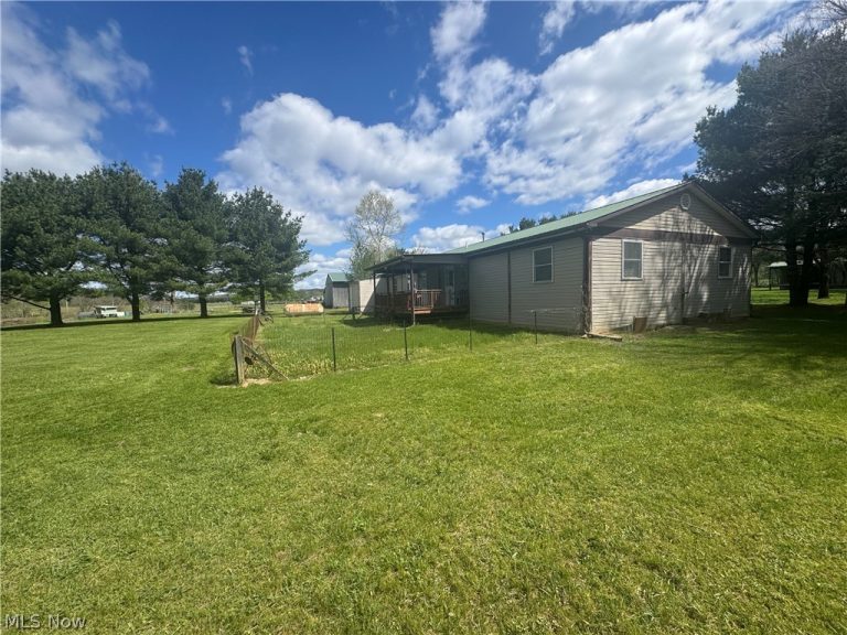8285 Old River Rd, Philo, OH - Photo 4