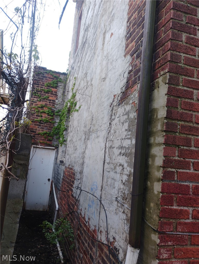 2617 111th Street, Cleveland, OH - Photo 8