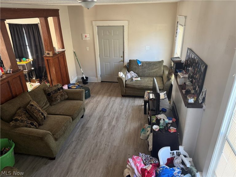 1226 Shriver Avenue, Canton, OH - Photo 2