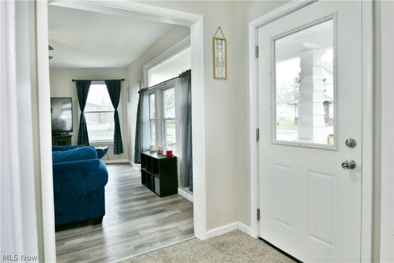163 Chestnut Avenue, Niles, OH - Photo 3