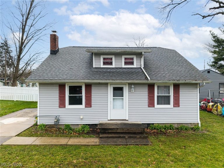 244 Tanglewood Trail, Chippewa Lake, OH, 44215
