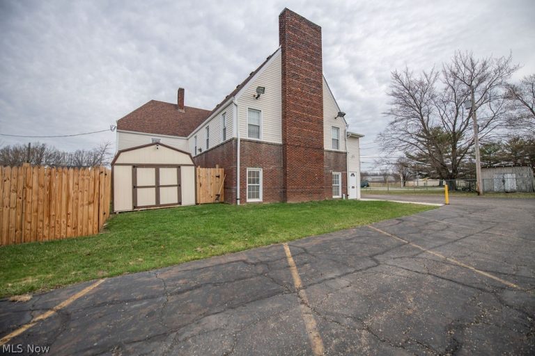 14760 Gaskill Drive, Alliance, OH - Photo 4