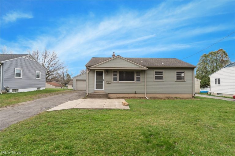1859 Mathews Road, Poland, OH - Photo 2