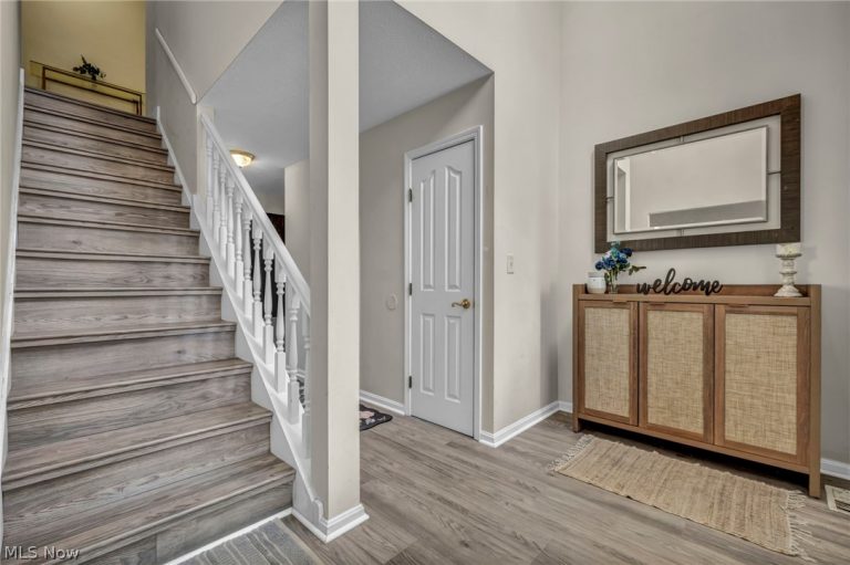88 Magnolia Avenue, Northfield, OH - Photo 8