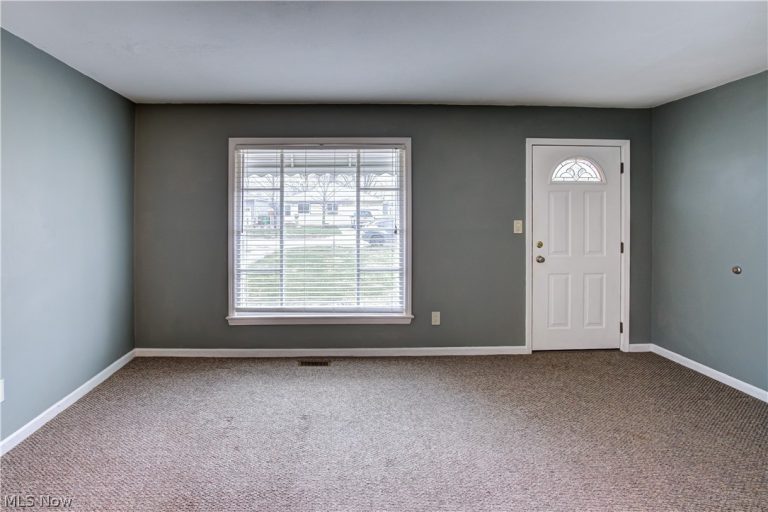 659 Wesley Drive, Berea, OH - Photo 3