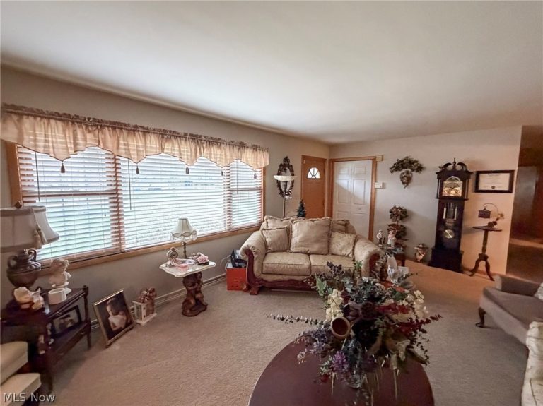 5212 Calla Avenue, Warren, OH - Photo 3