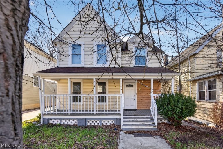 1566 Winchester Avenue, Lakewood, OH, 44107