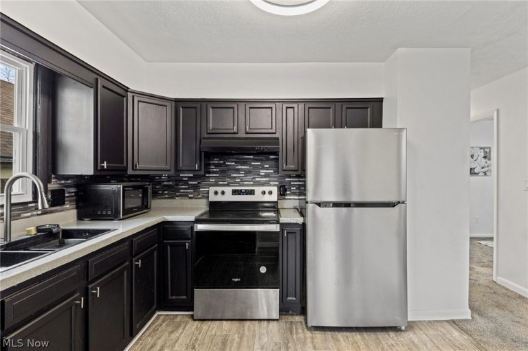 942 Winton Avenue, Akron, OH - Photo 3