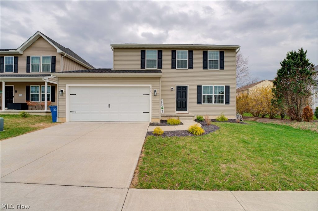 3523 Magnolia Drive, Lorain, OH