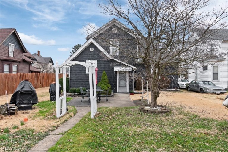 817 7th Street, Massillon, OH - Photo 2