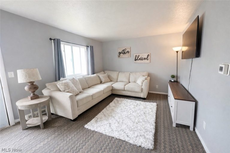 2566 & 2568 Albrecht Avenue, Akron, OH - Photo 4