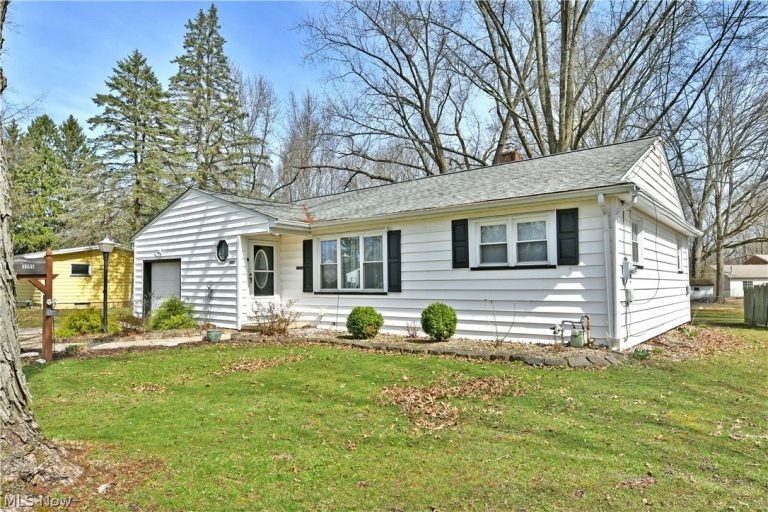 3205 Redgate Lane, Youngstown, OH - Photo 3