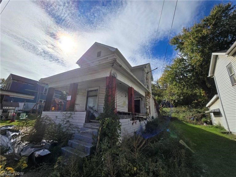 2021 Commercial Street, Mingo Junction, OH, 43938