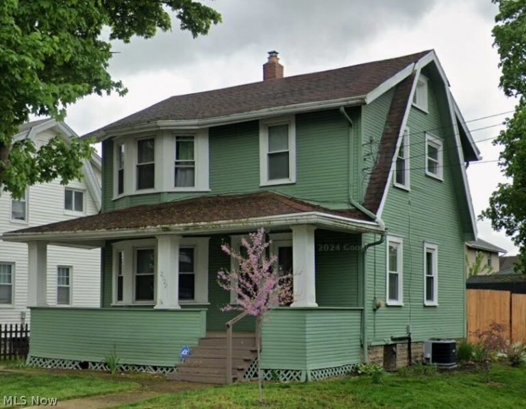 2522 Ogden Avenue, Akron, OH, 44312