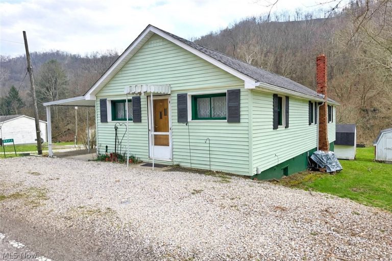 54312 Pipe Creek Road, Jacobsburg, OH, 43933