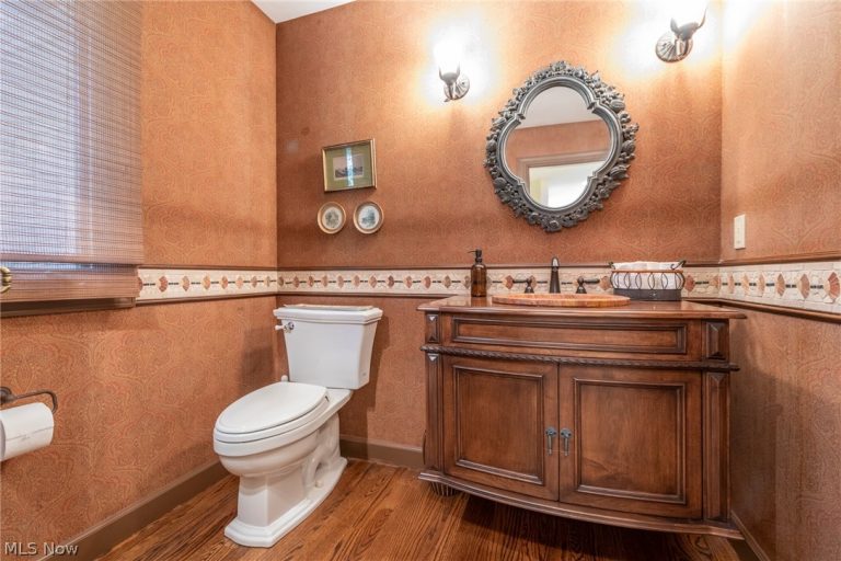29249 Orangewood Drive, Orange, OH - Photo 6