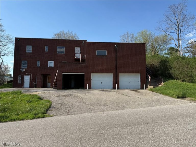 129 Reichart Avenue, Wintersville, OH - Photo 5