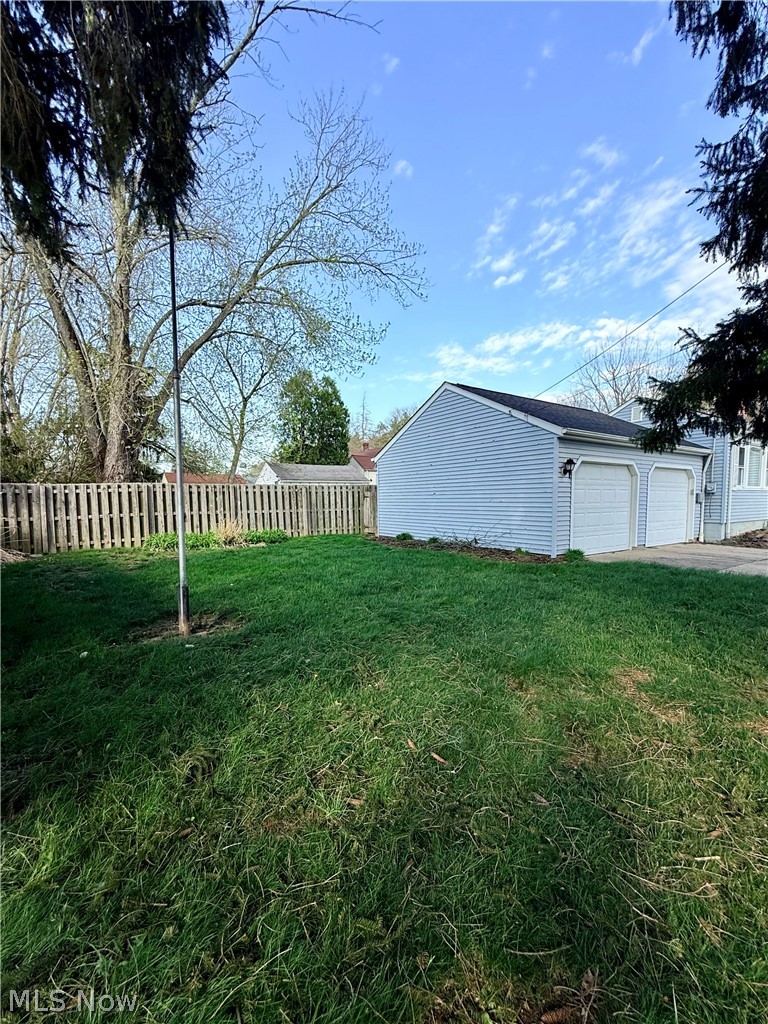 3 Broadmore Avenue, Bedford, OH - Photo 2