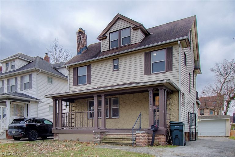 3412 Kildare Road, Cleveland Heights, OH - Photo 4