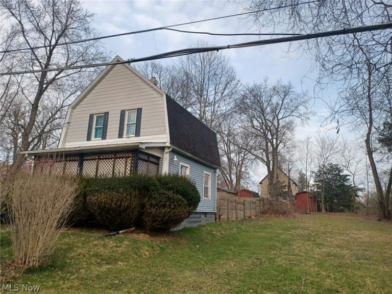 819 Lyden Avenue, Youngstown, OH, 44505
