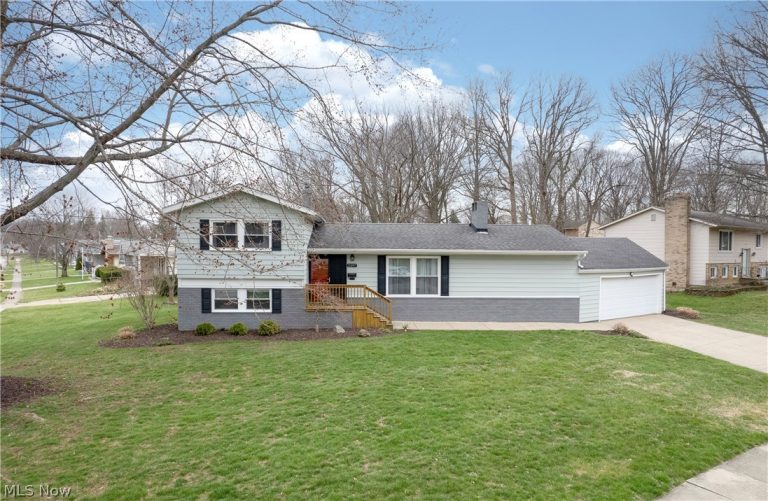 2397 Norman Drive, Stow, OH - Photo 2