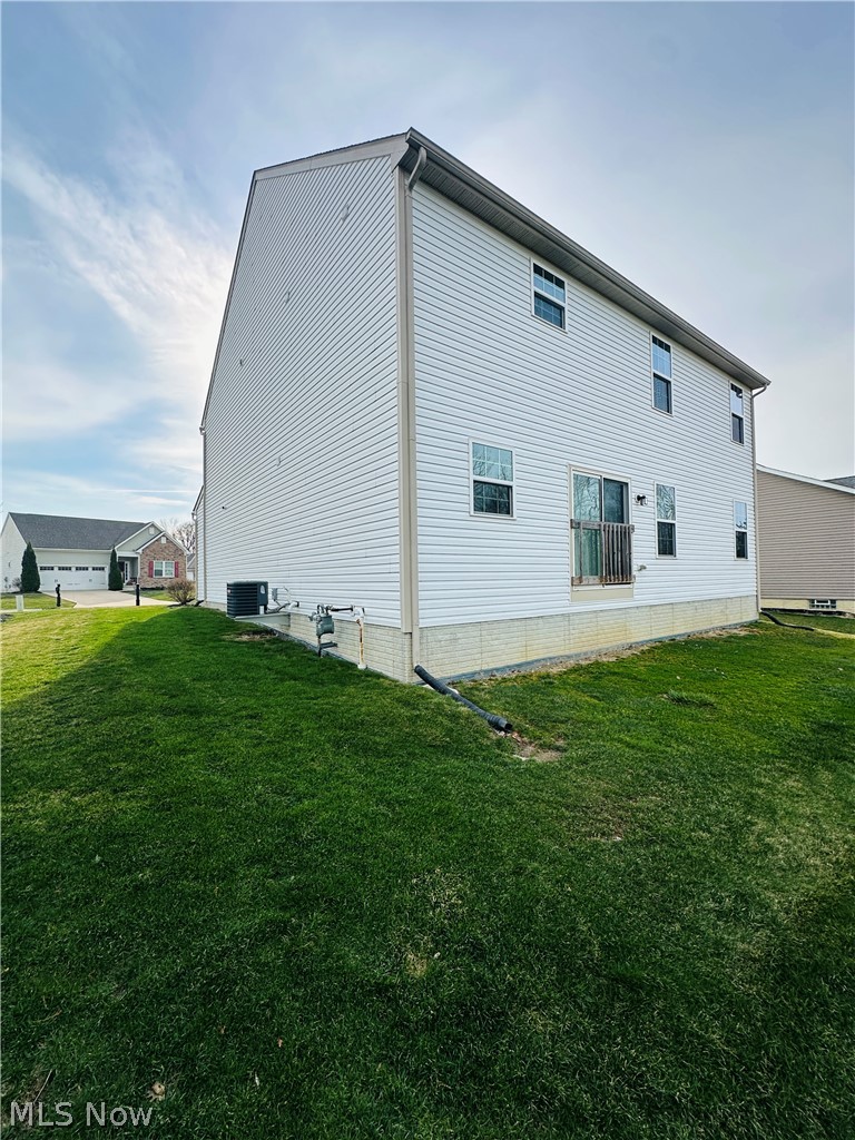 8721 Summer Wind Lane, Mentor, OH - Photo 3