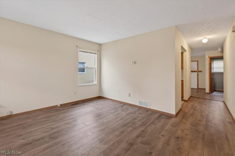 3381 135th Street, Cleveland, OH - Photo 3