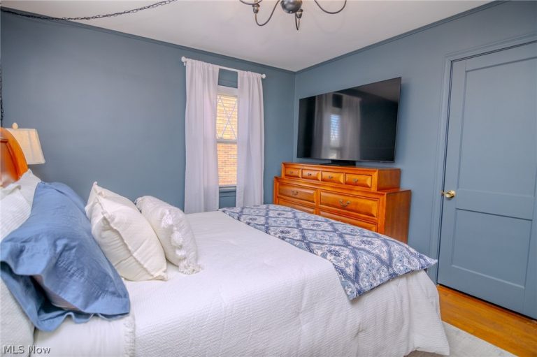 4055 Highland Avenue, Shadyside, OH - Photo 6