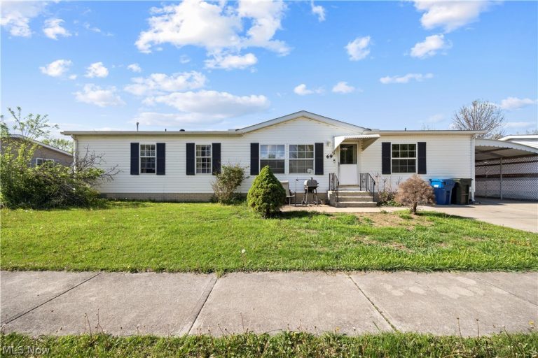 69 Mirage Avenue, Amherst, OH - Photo 2