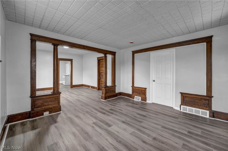 6614 Clark Avenue, Cleveland, OH - Photo 4